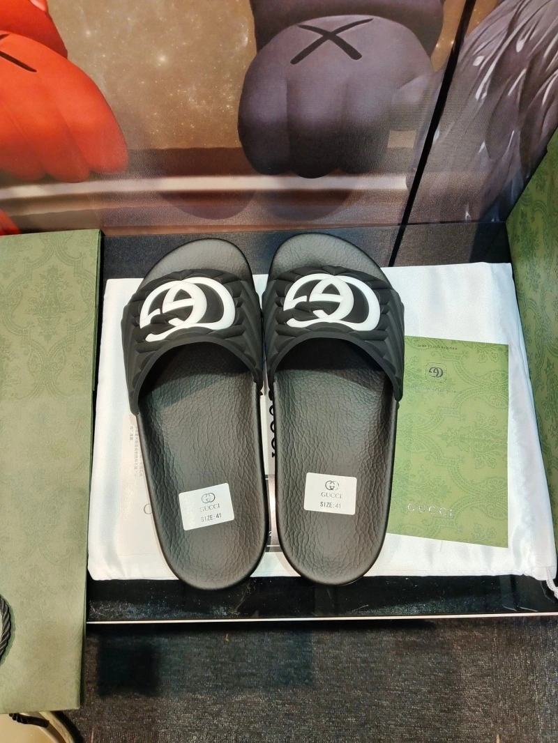 Bold Gxccx Slippers 164537