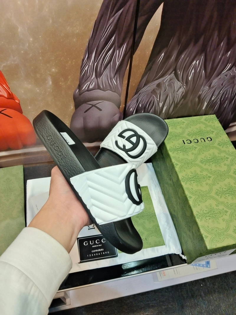 Gxccx Slippers Trendsetting 164534
