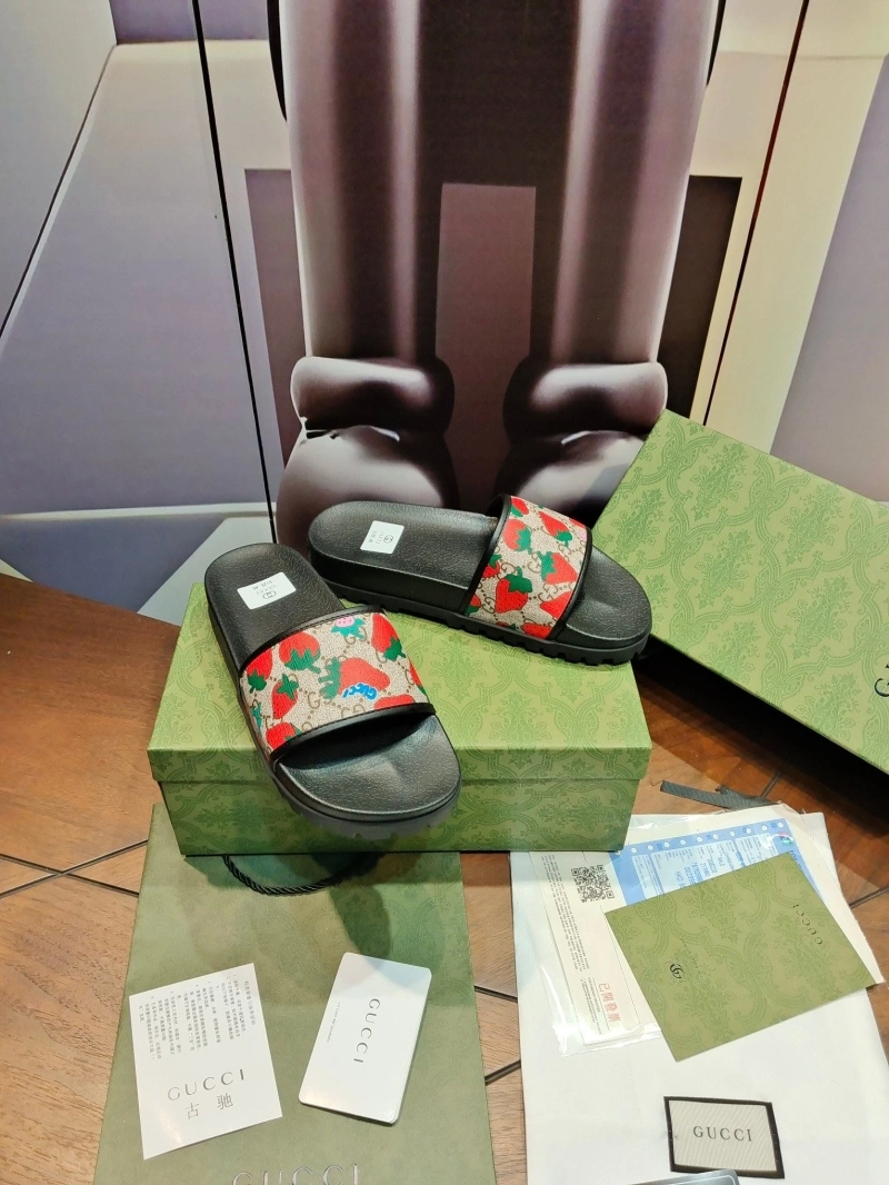 Sophisticated Gxccx Slippers 164516