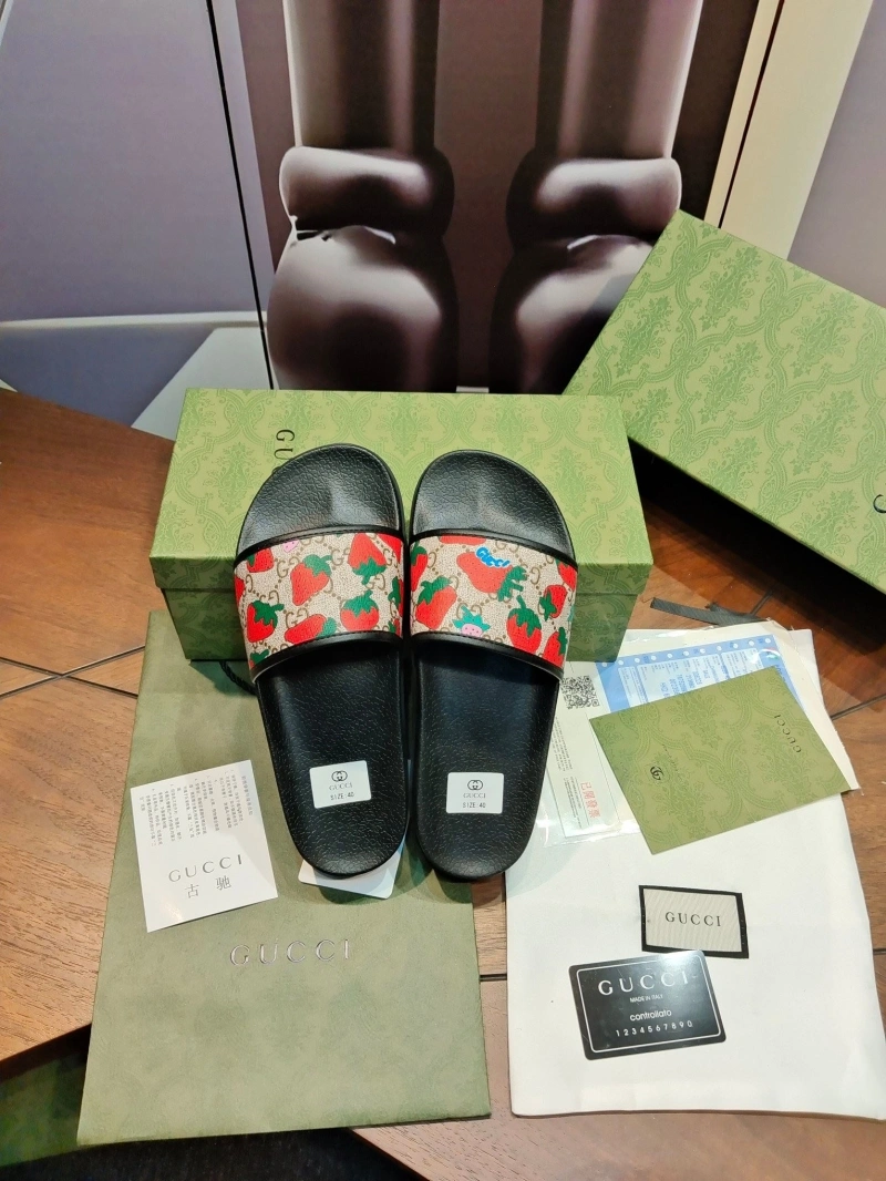 Sophisticated Gxccx Slippers 164516