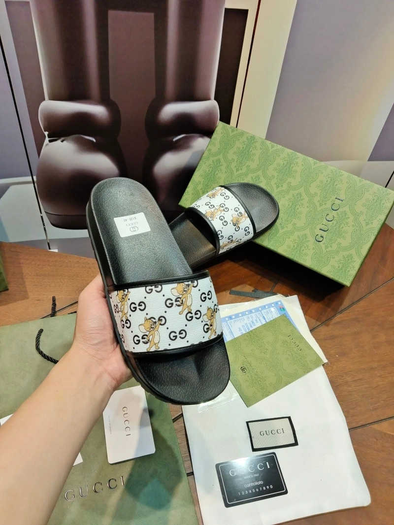 Minimalist Gxccx Slippers 164522