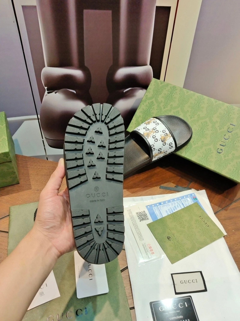 Minimalist Gxccx Slippers 164522