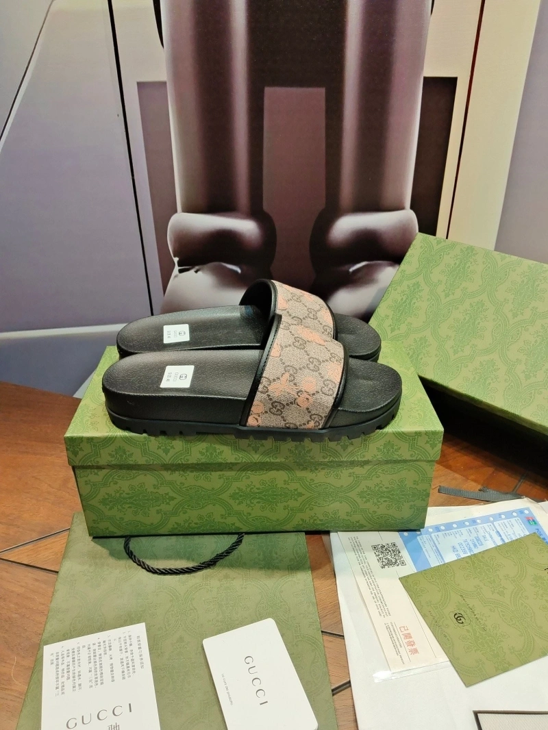 Gxccx Slippers Sleek 164512