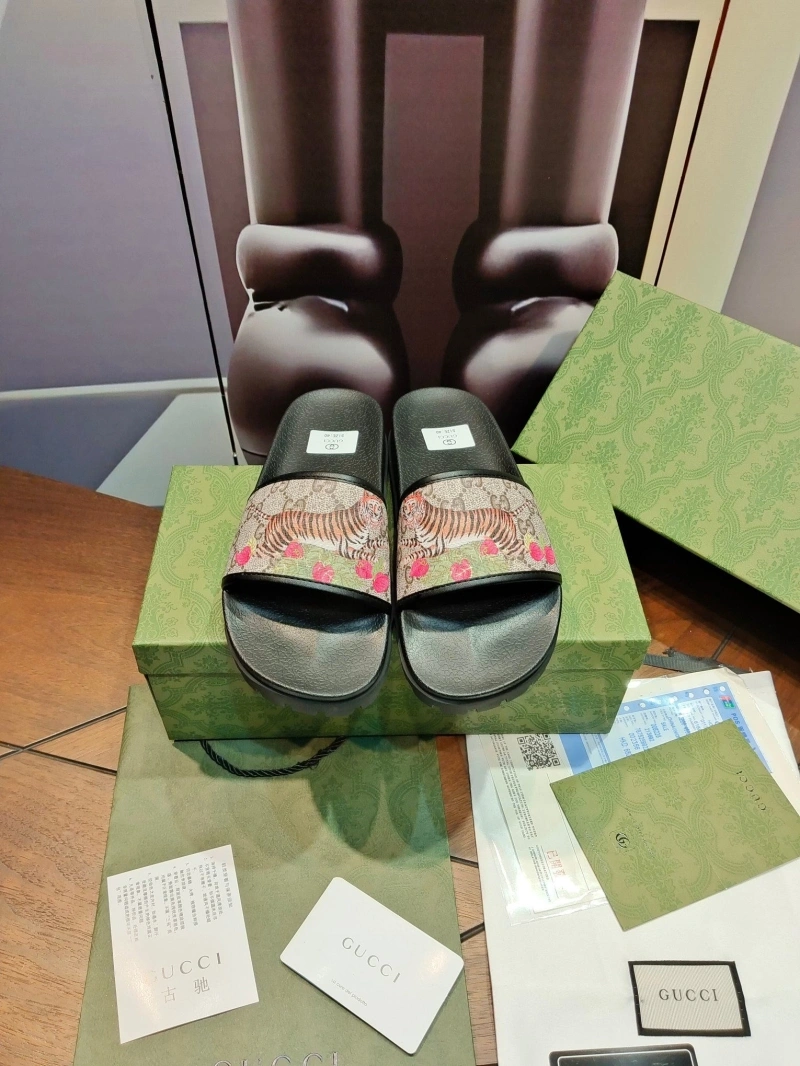 Affordable Gxccx Slippers 164493