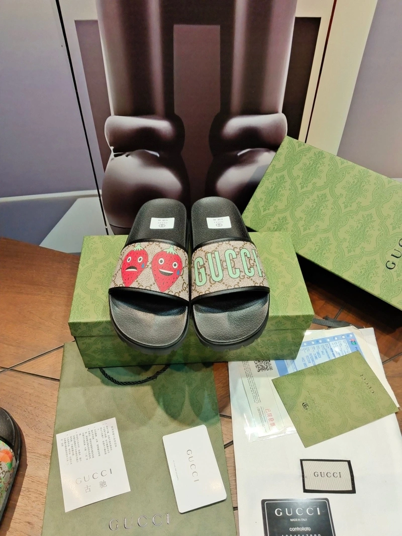Stylish Gxccx Slippers 164488