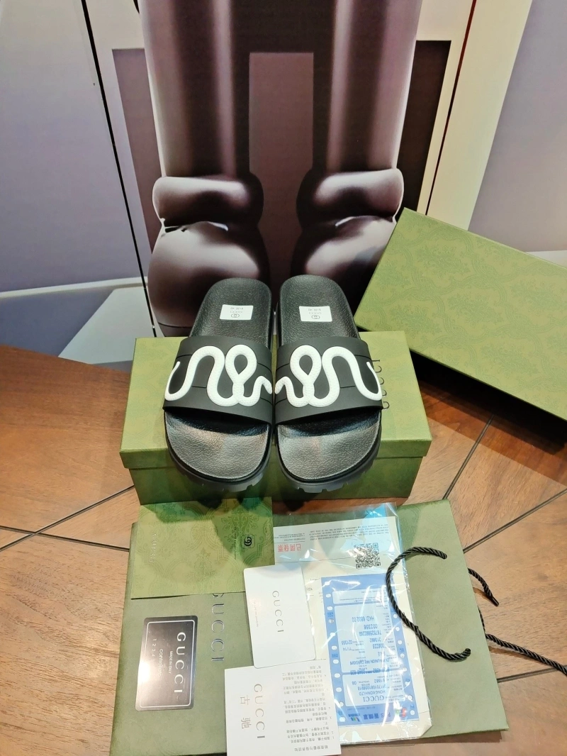 Gxccx Slippers Timeless 164483