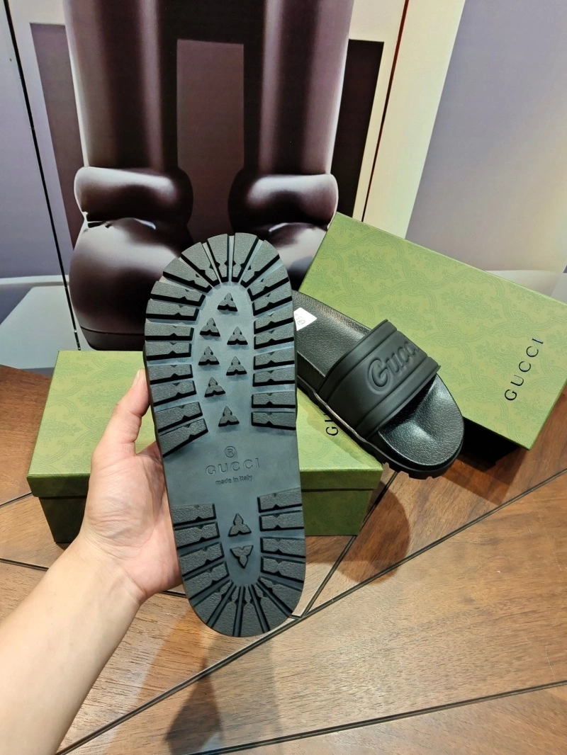 Trendy Gxccx Slippers 164478