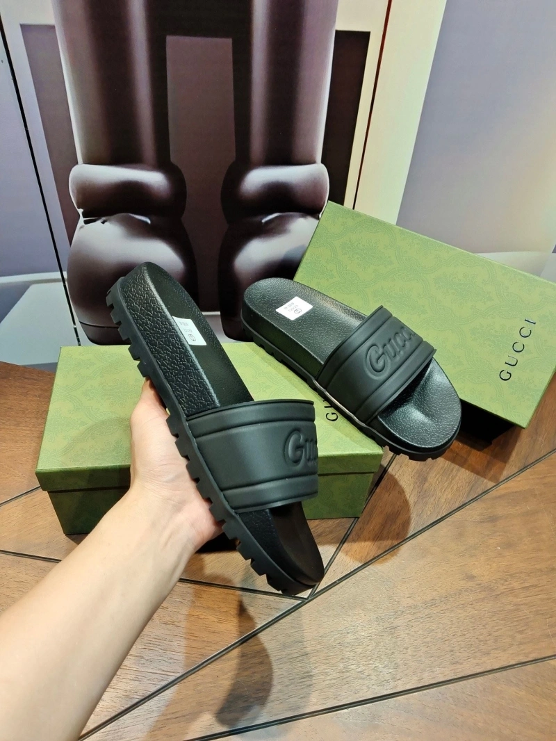 Trendy Gxccx Slippers 164478