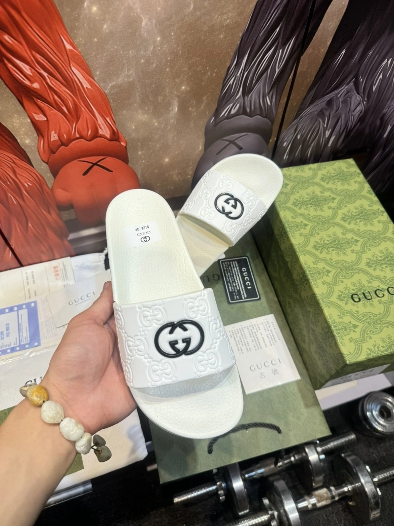 Timeless Gxccx Slippers 164435