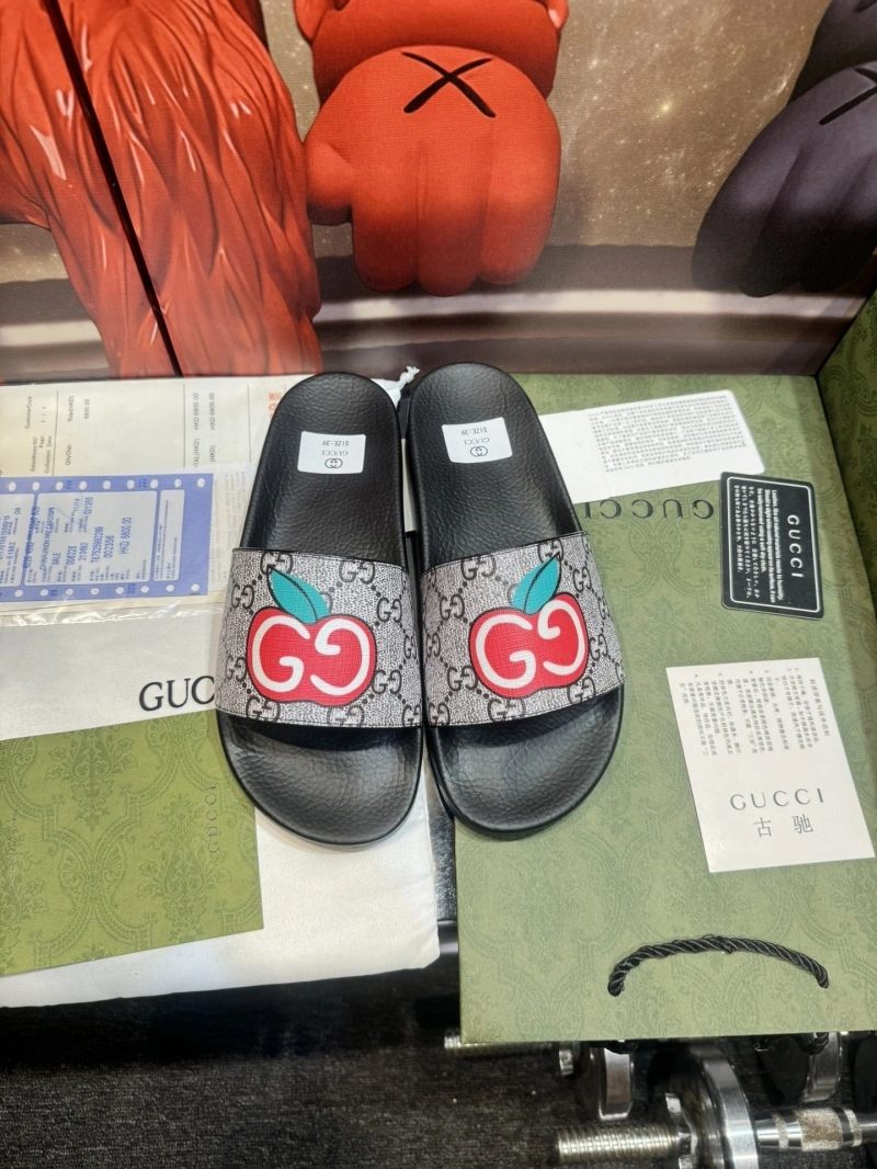 Bright Gxccx Slippers 164427