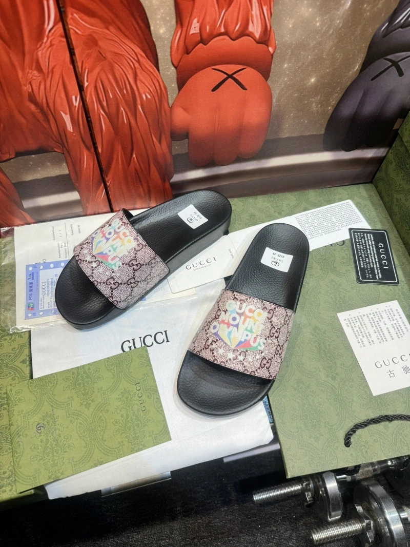 Trendy Gxccx Slippers 164425