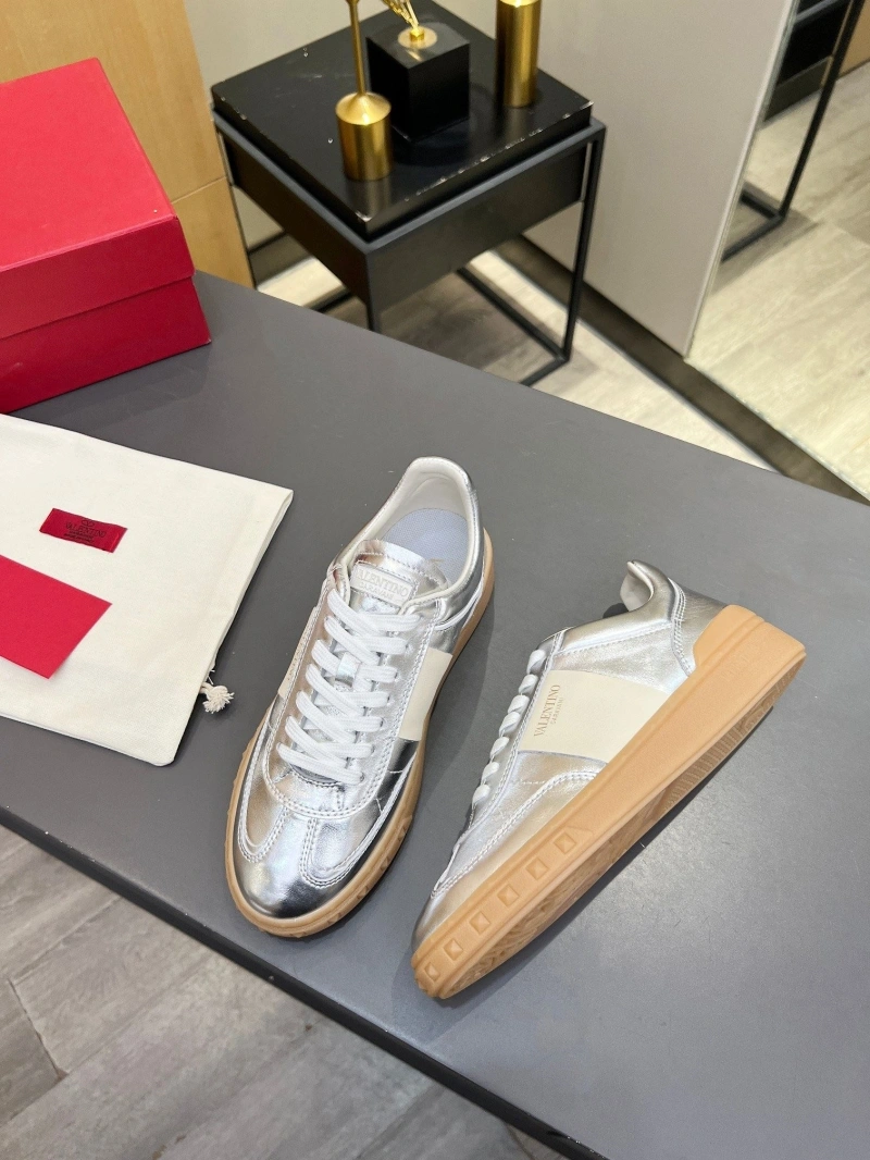 Vxlxntino Casual Shoes Vibrant 232519