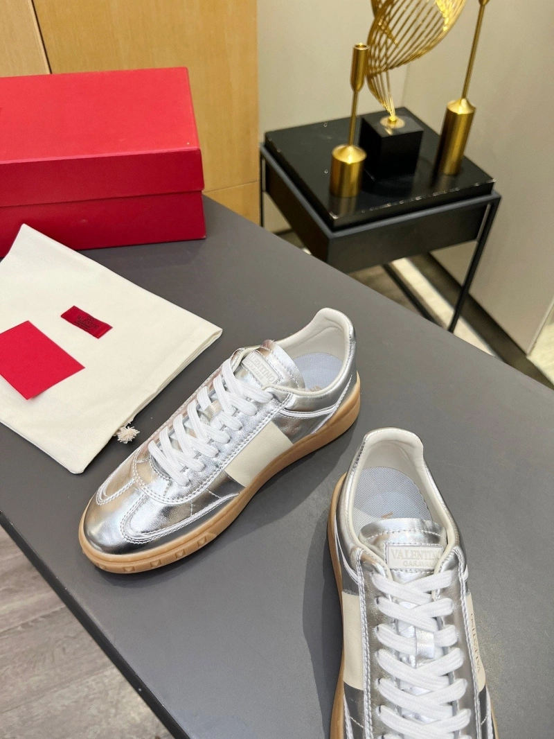 Vxlxntino Casual Shoes Vibrant 232519