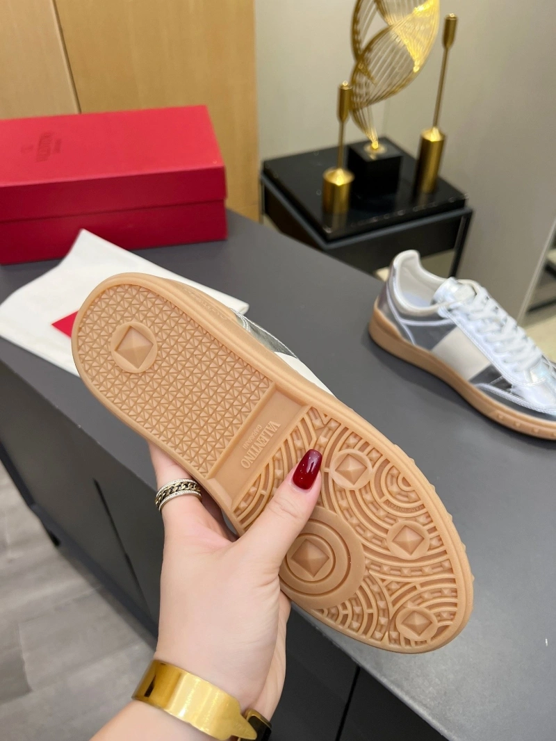 Vxlxntino Casual Shoes Vibrant 232519
