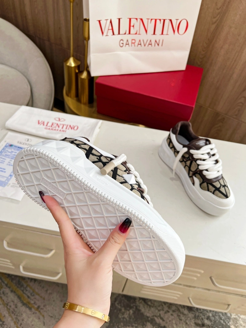 Versatile Nxkx Sneakers 200135