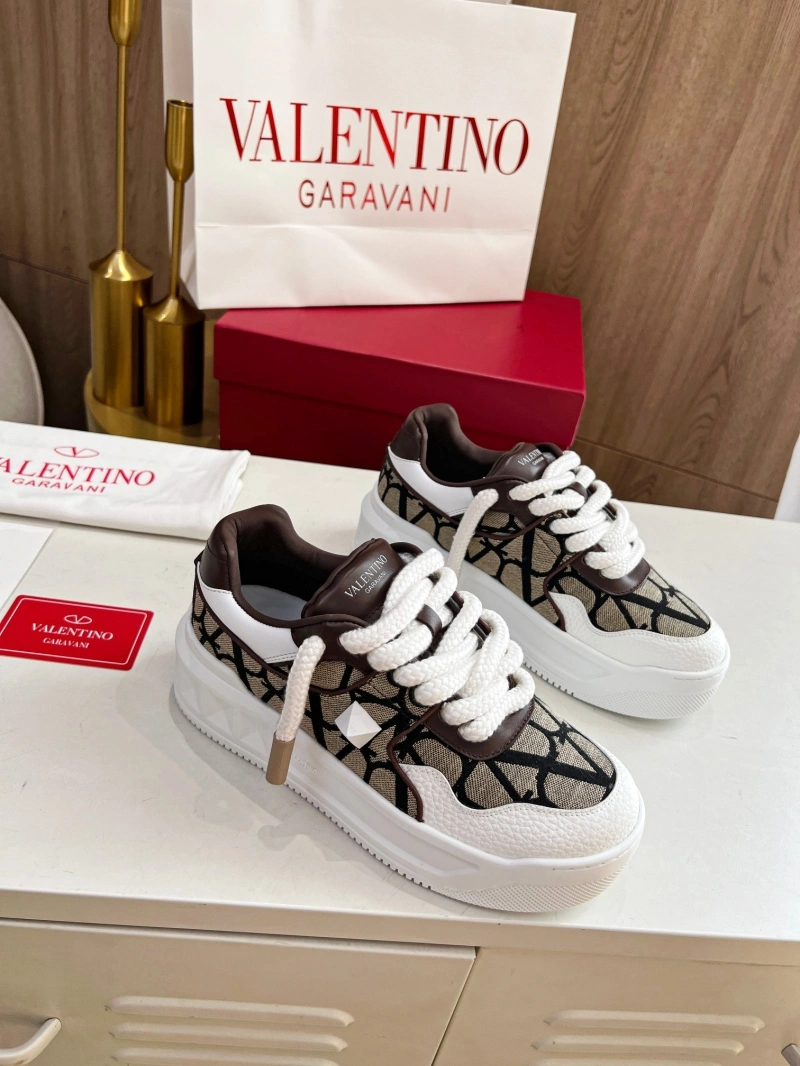 Versatile Nxkx Sneakers 200135