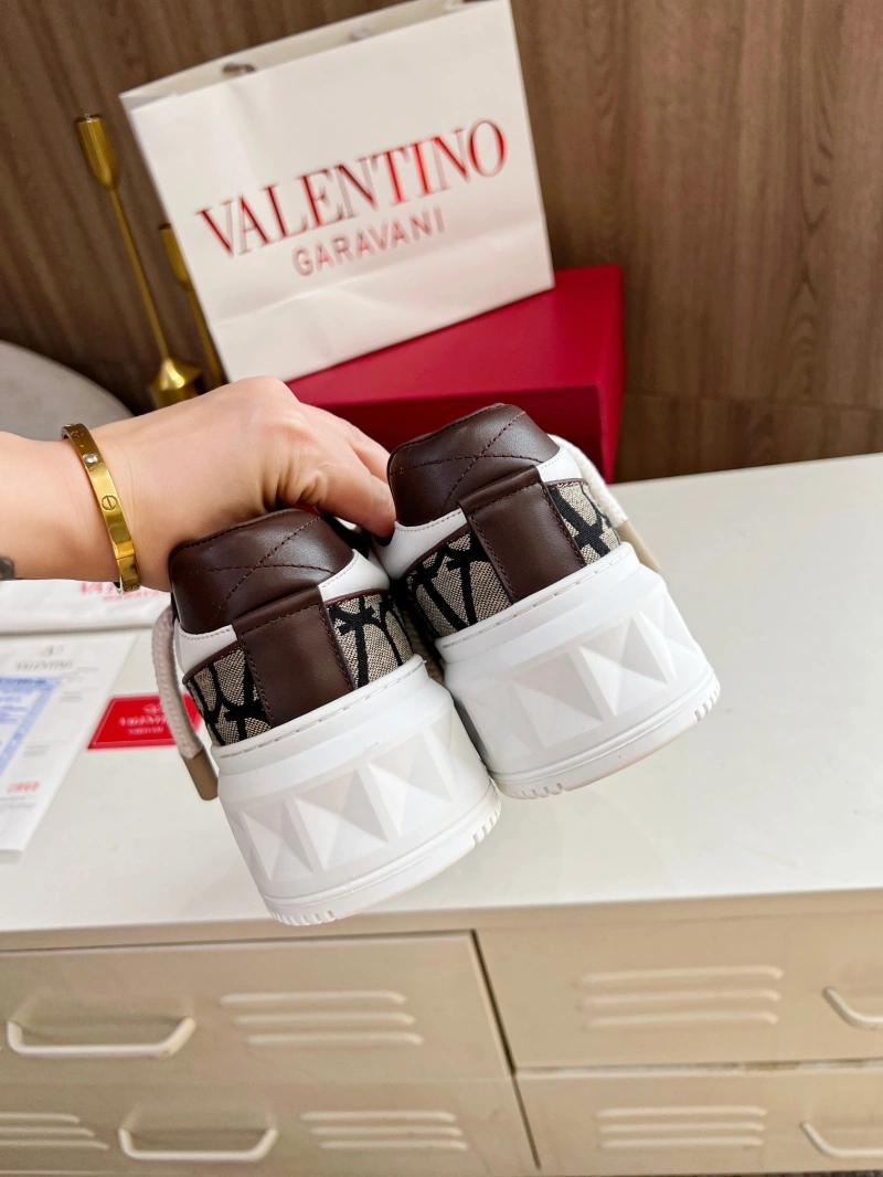 Versatile Nxkx Sneakers 200135