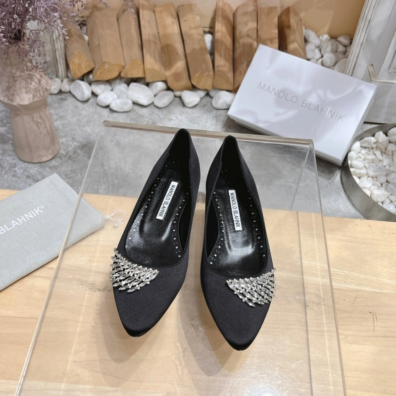 Bold Mxnxlo Blxhnxk High Heels 193098