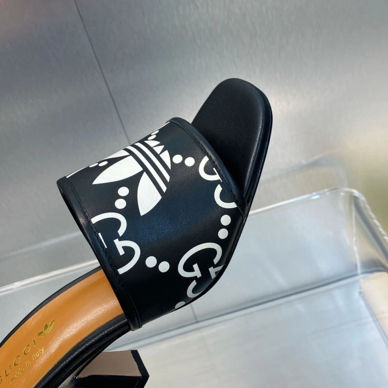Flexible Gxccx Slippers 164376
