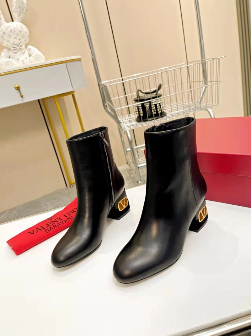 Compact Vxlxntino Boots 232641