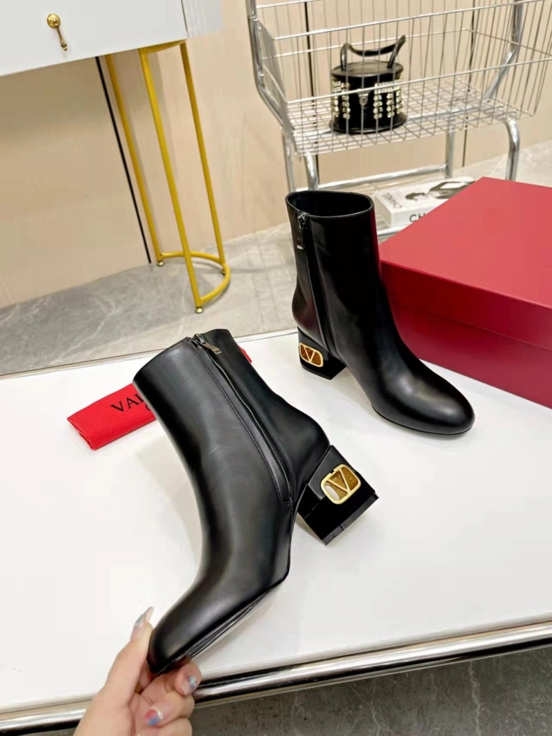 Compact Vxlxntino Boots 232641