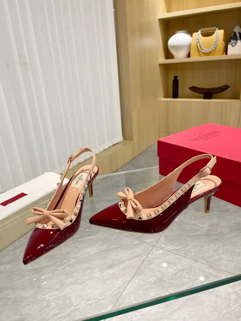 Compact Vxlxntino Sandals 231939