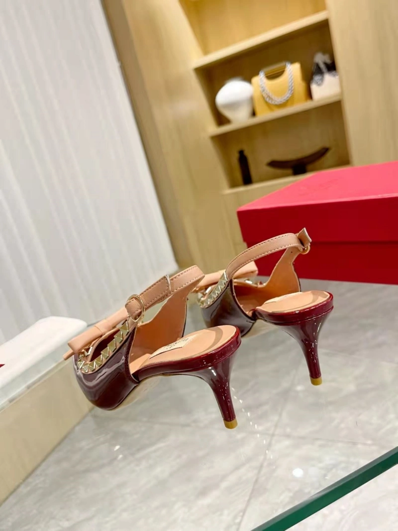Compact Vxlxntino Sandals 231939