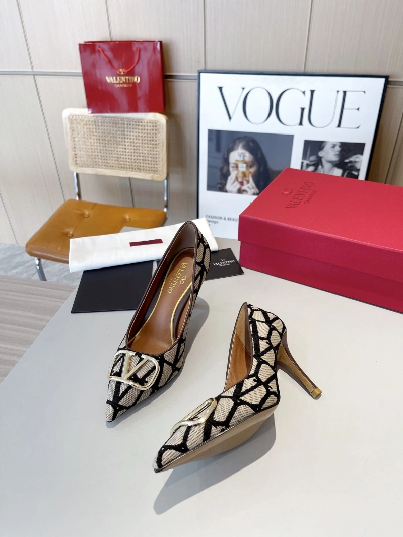 Durable Vxlxntino High Heels 232358