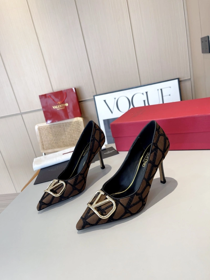 Fashionable Vxlxntino High Heels 232363