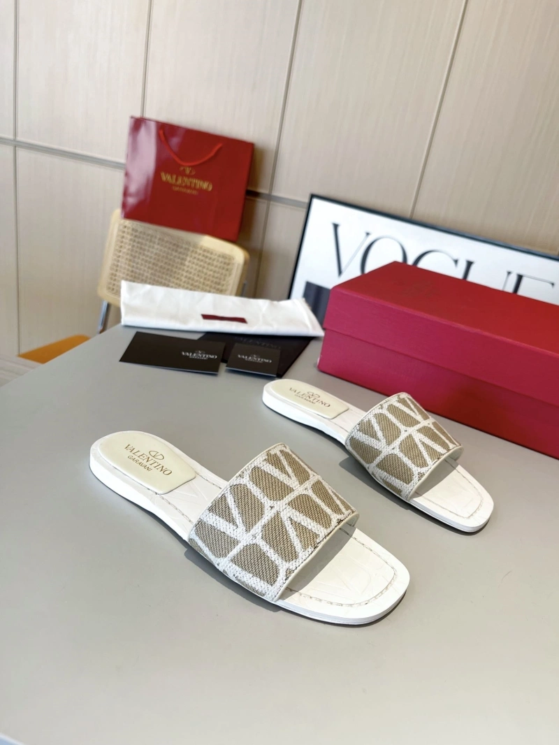 Vxlxntino Sandals EyeCatching 231942