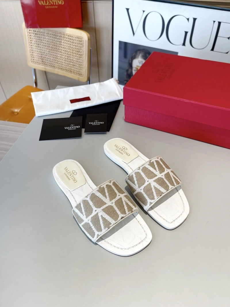 Vxlxntino Sandals EyeCatching 231942
