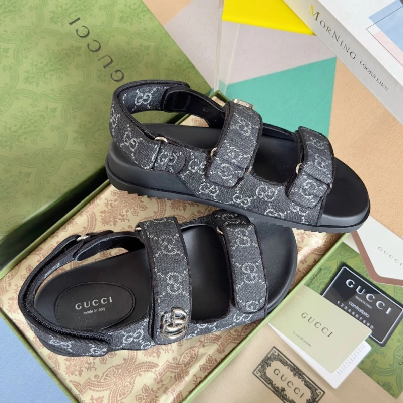 Flexible Gxccx Sandals 164842