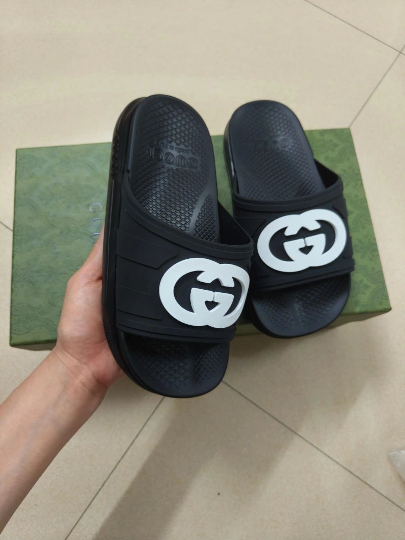 Popular Gxccx Slippers 164408