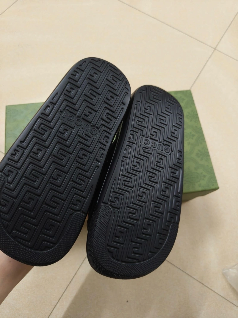 Popular Gxccx Slippers 164408