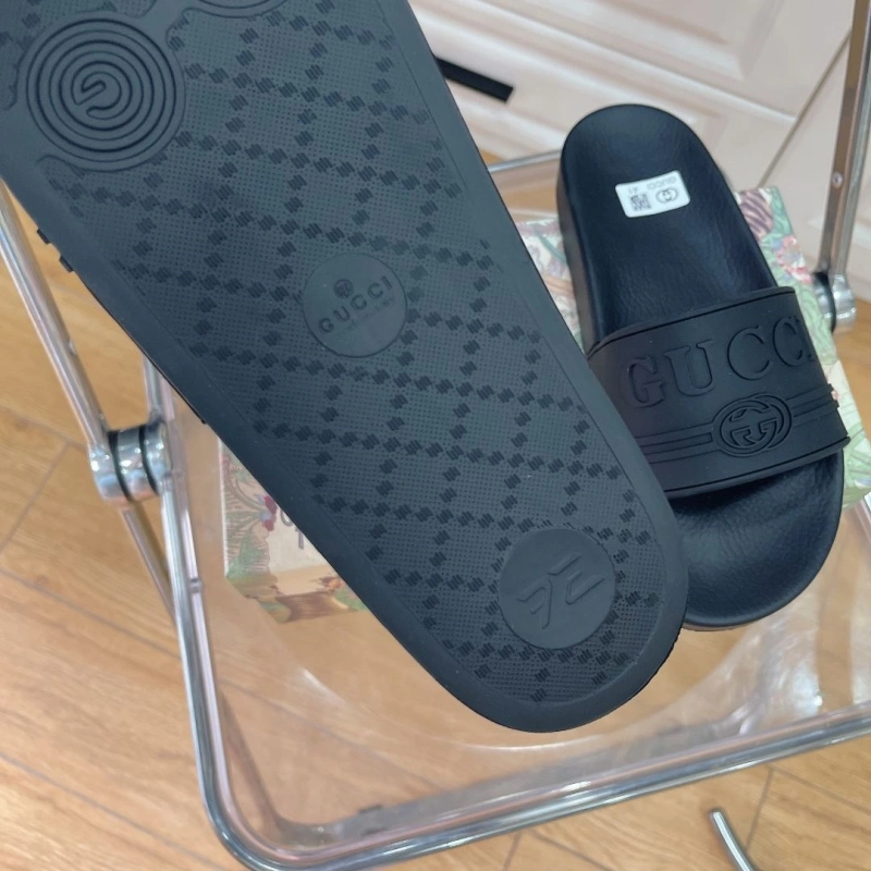 Affordable Gxccx Slippers 164393