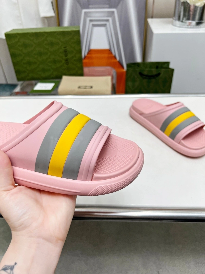Flexible Gxccx Slippers 164374