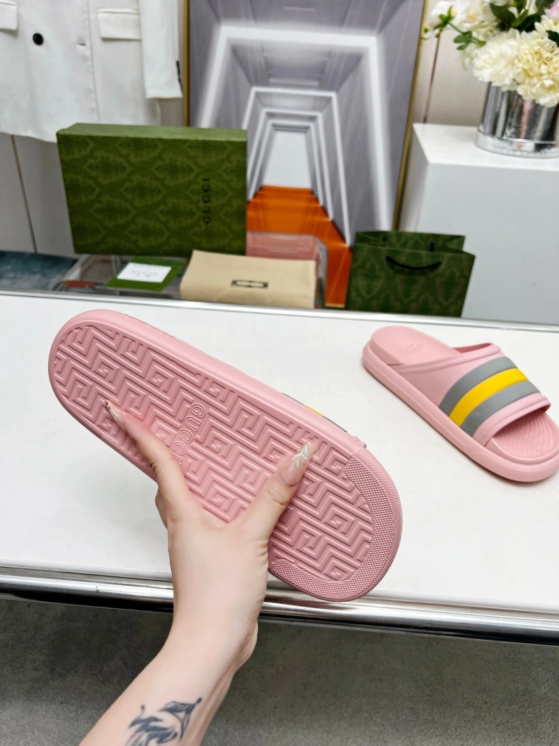 Flexible Gxccx Slippers 164374