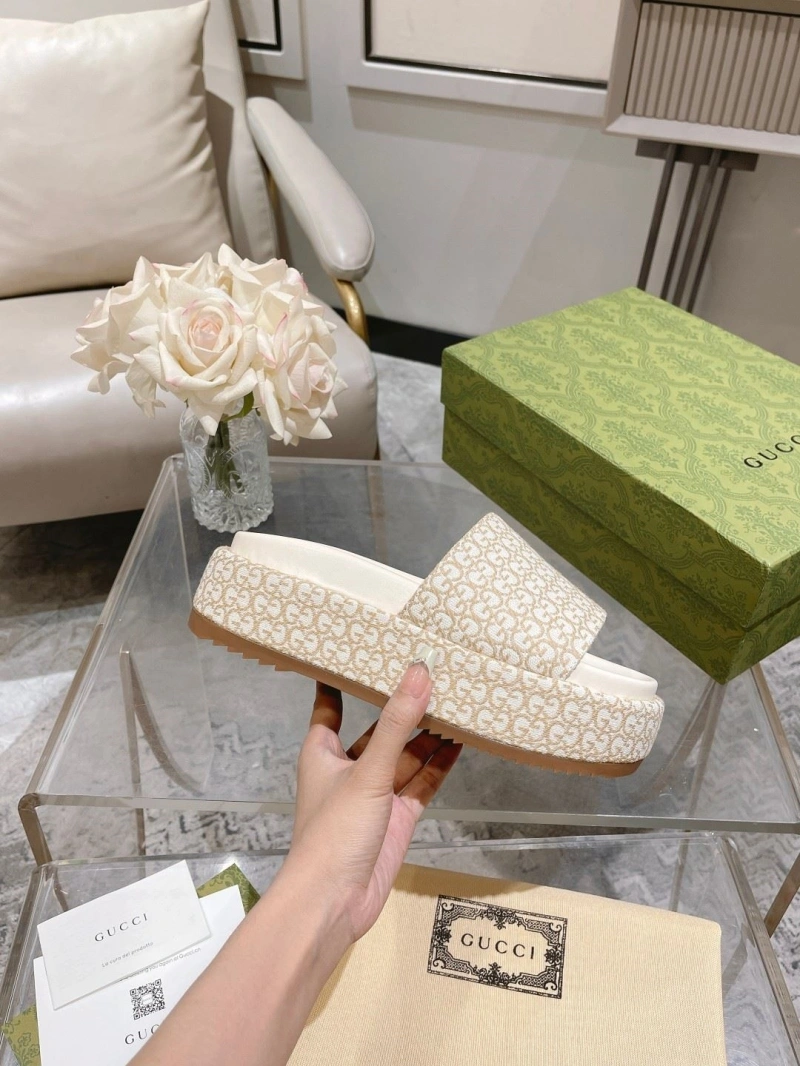 Cozy Gxccx Slippers 164356