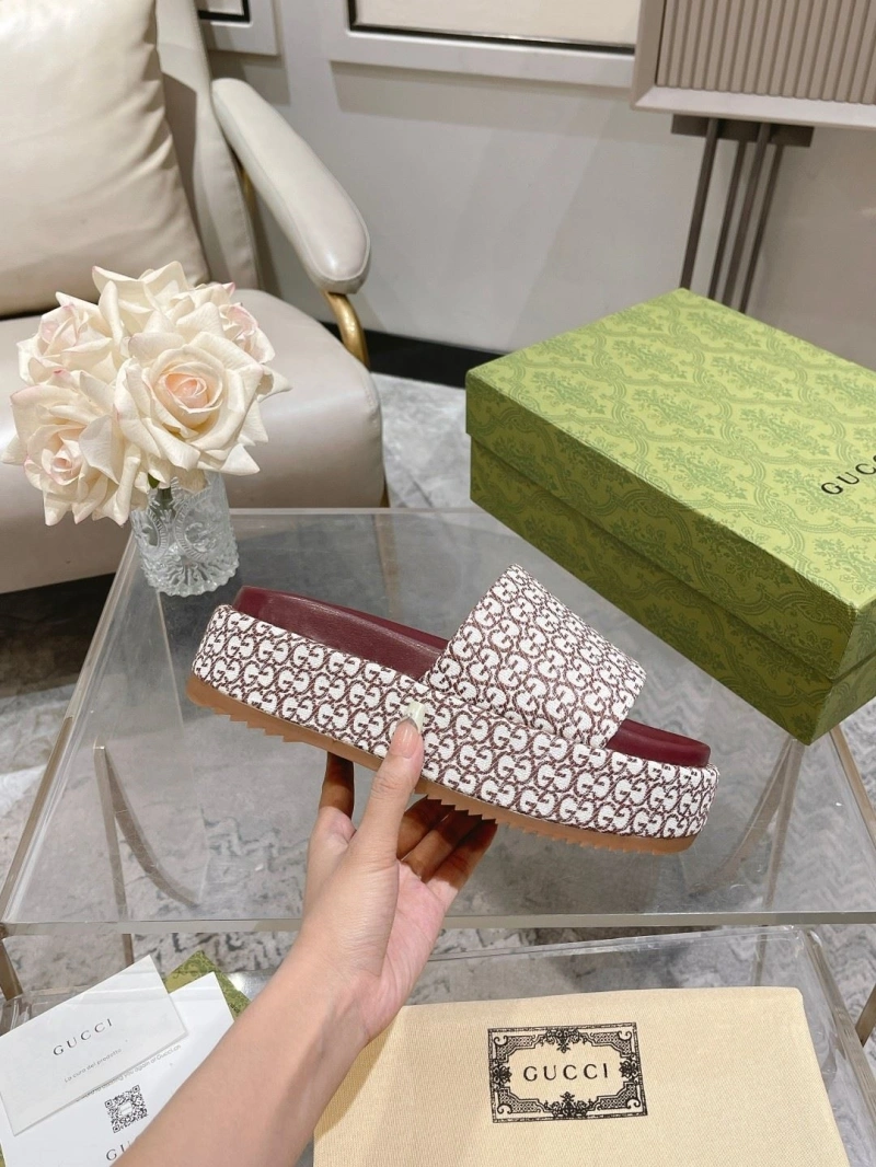 Bold Gxccx Slippers 164354
