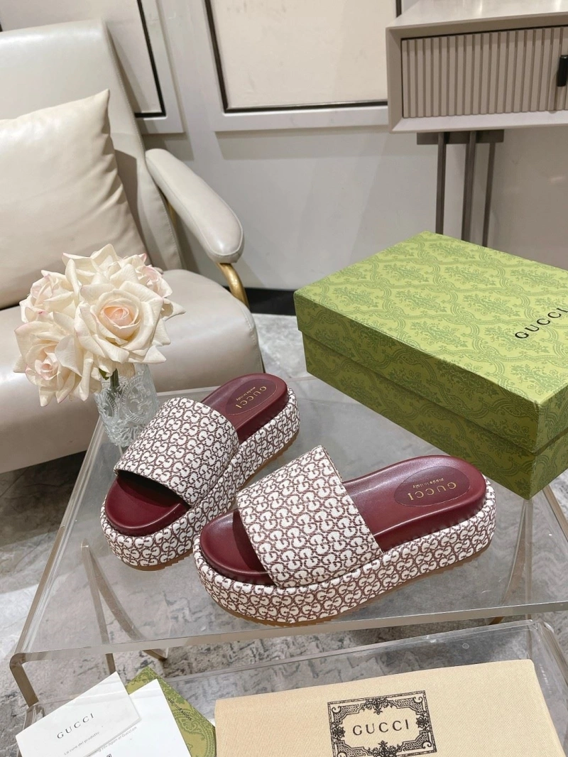 Bold Gxccx Slippers 164354