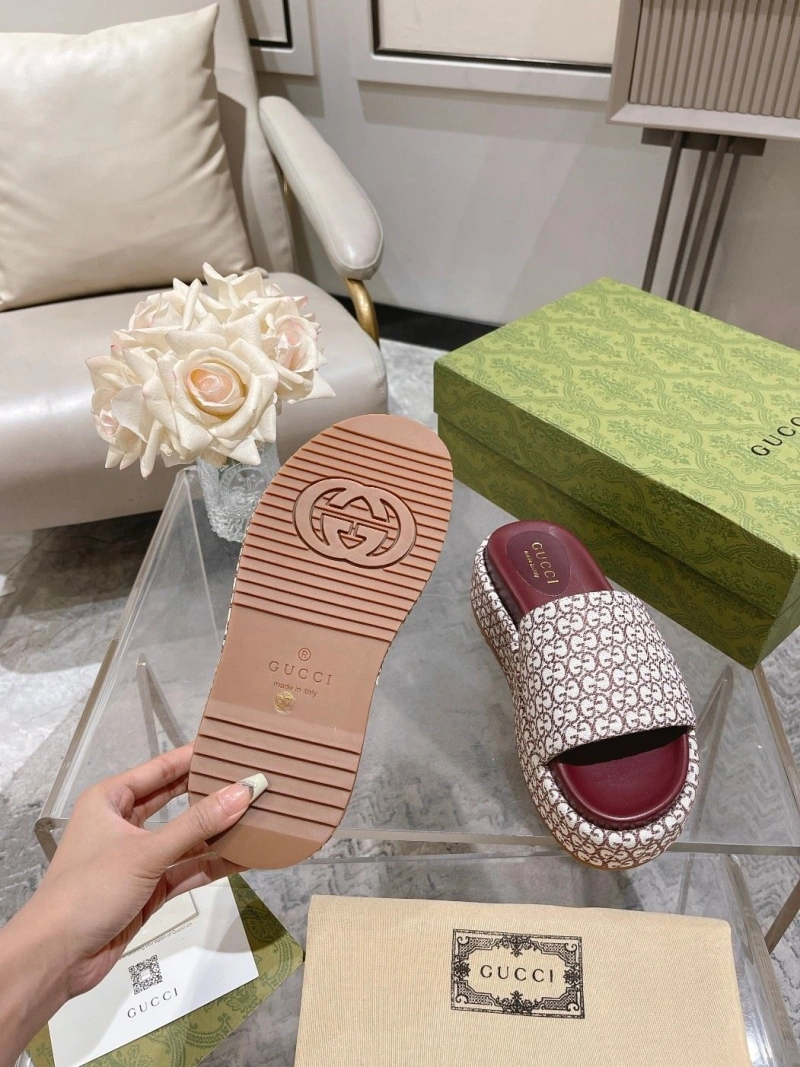Bold Gxccx Slippers 164354