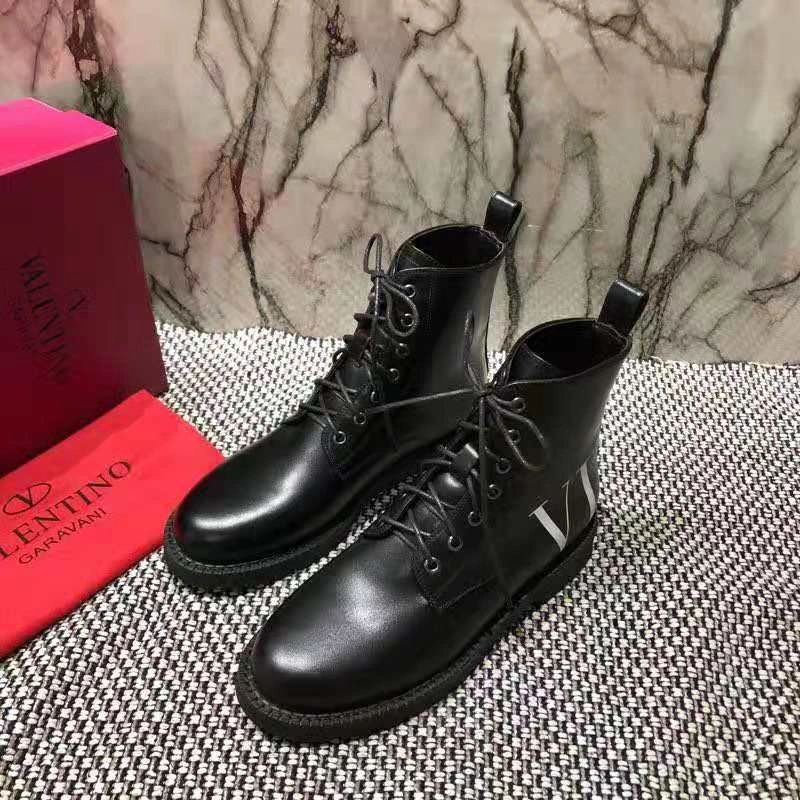 Timeless Vxlxntino Boots 232624