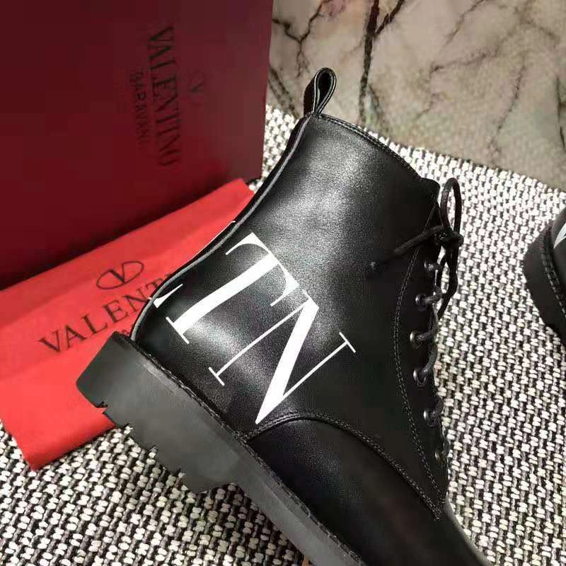 Timeless Vxlxntino Boots 232624