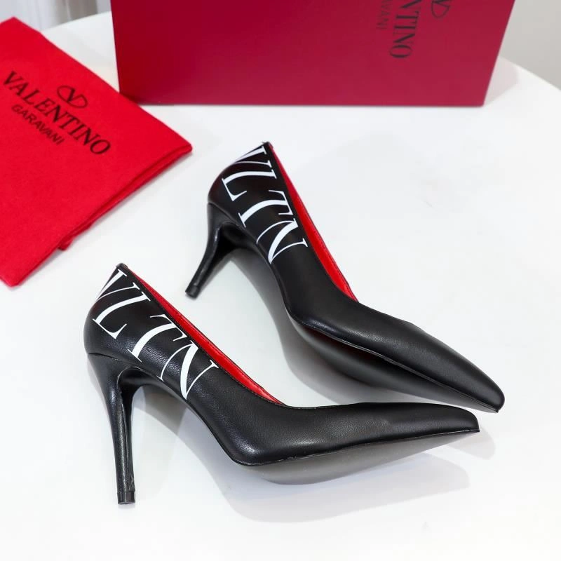 UrbanStyle Vxlxntino High Heels 232326