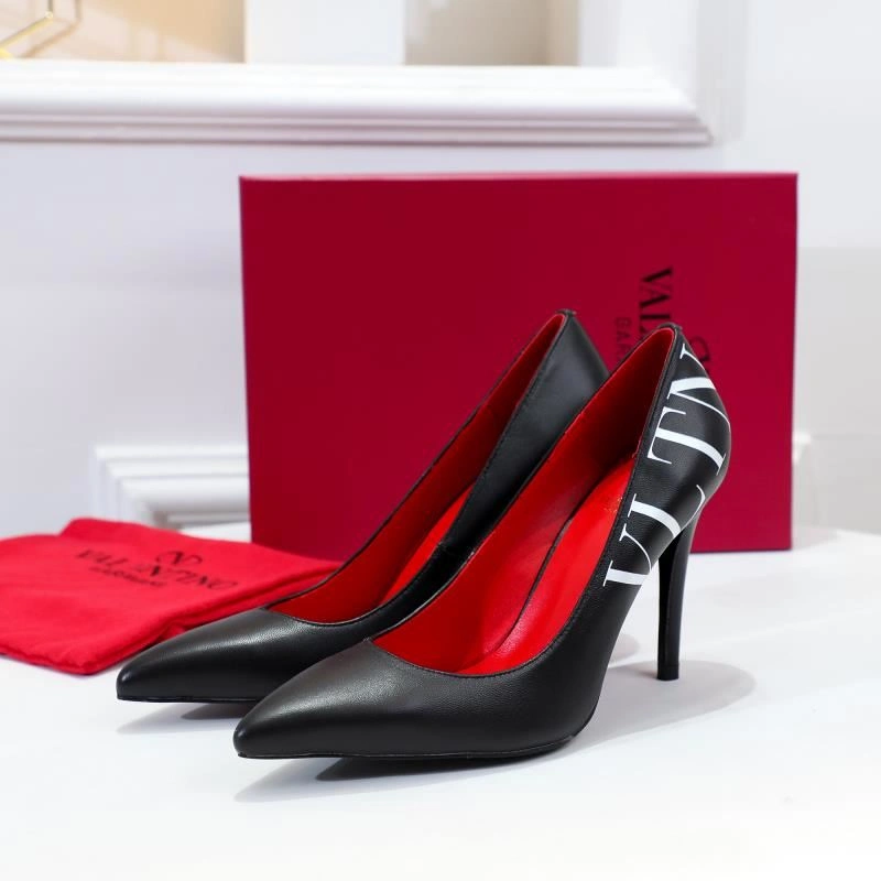 UrbanStyle Vxlxntino High Heels 232326