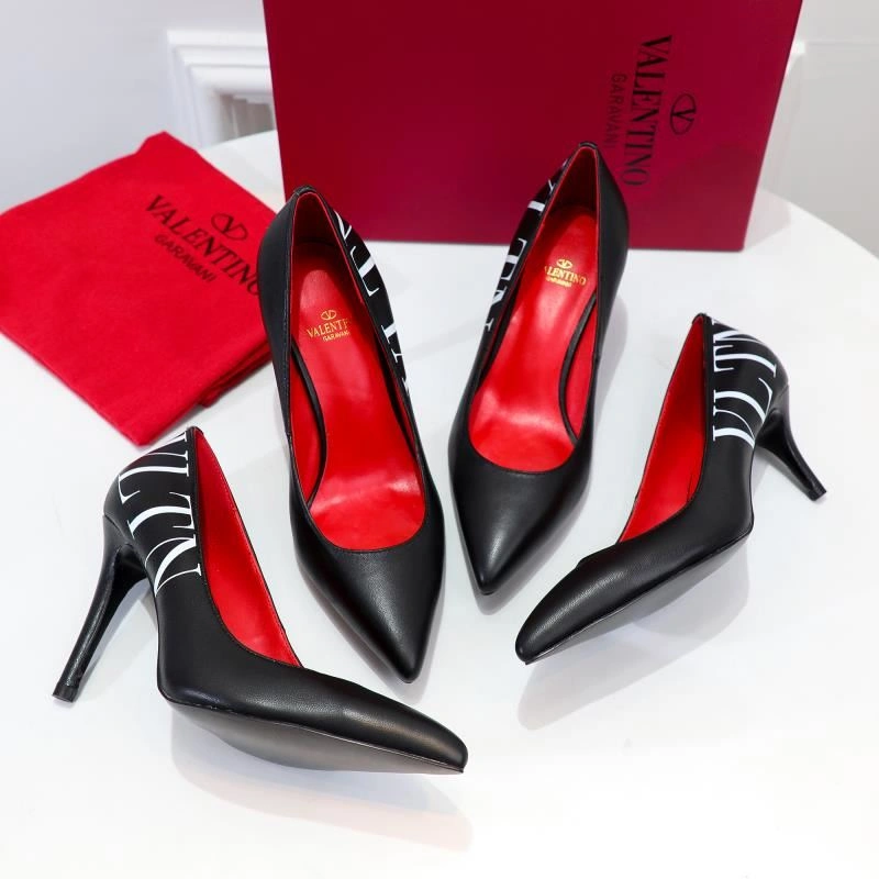 UrbanStyle Vxlxntino High Heels 232326