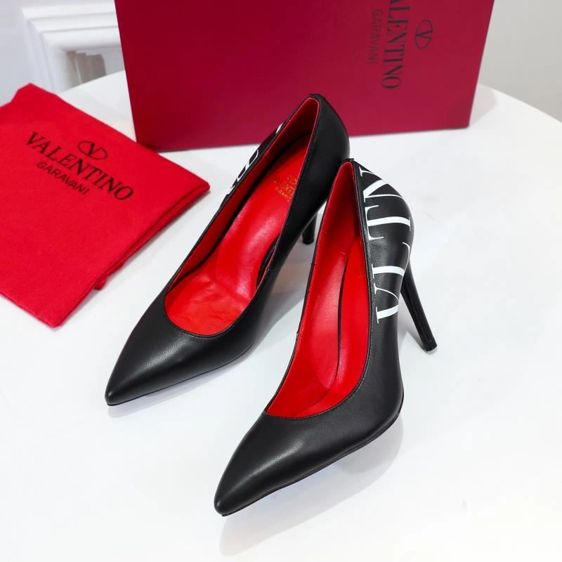 UrbanStyle Vxlxntino High Heels 232326