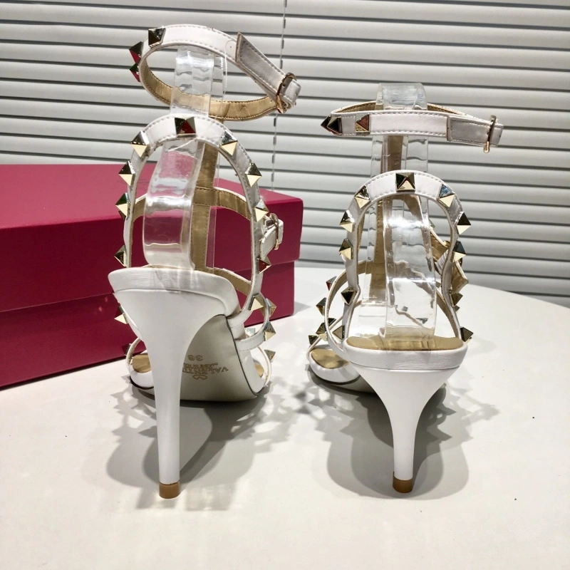 WellDesigned Vxlxntino High Heels 232275