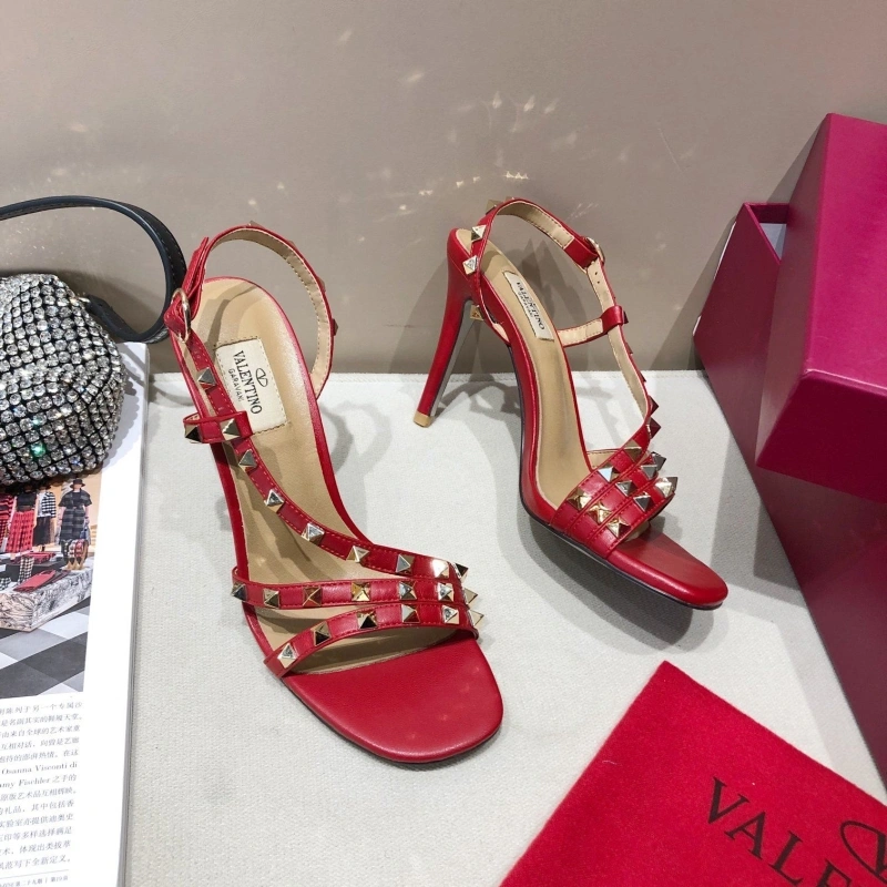 Bold Vxlxntino High Heels 232243