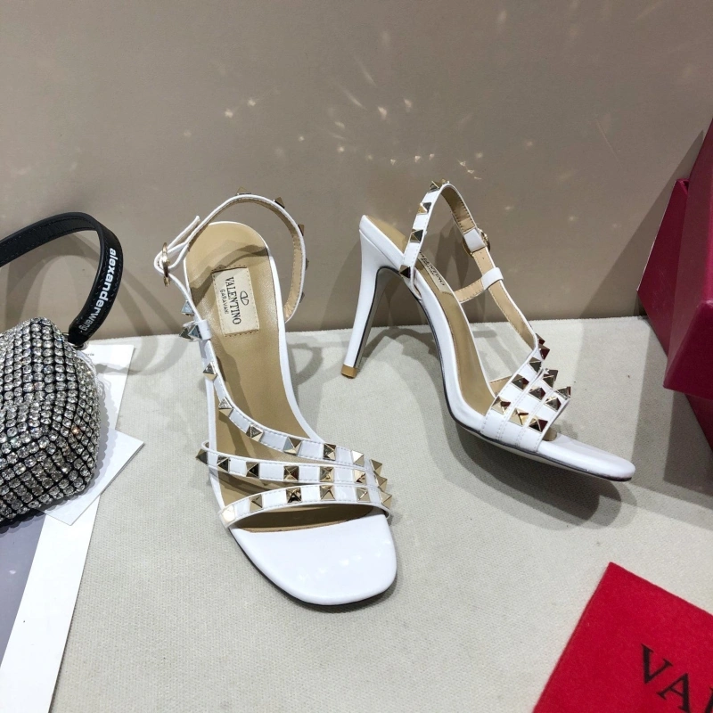 Trendy Vxlxntino High Heels 232239
